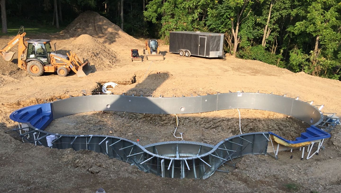 Hauser pool before renovation showing the original pool condition prior to Ahner Pools upgrade